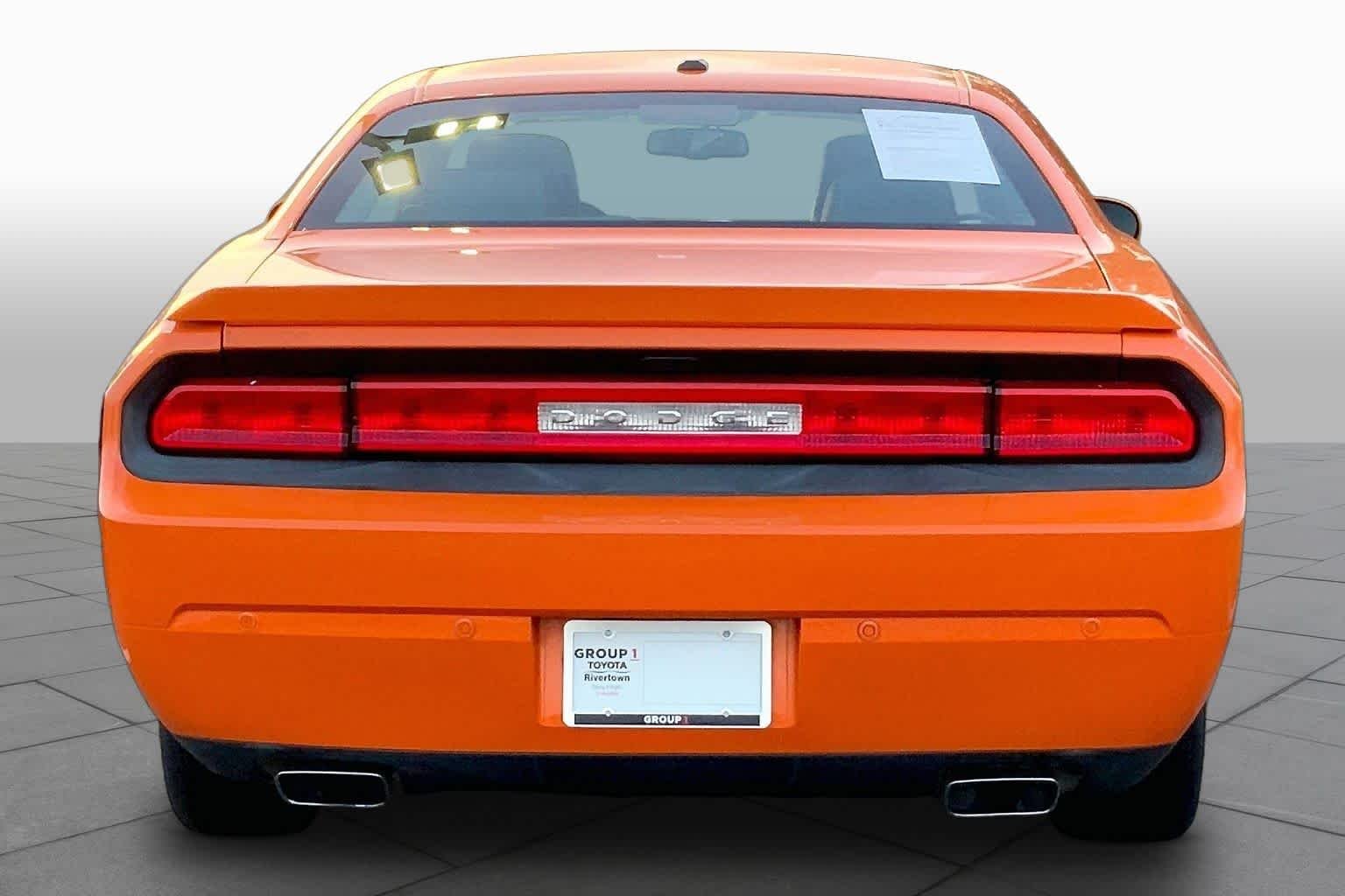 Used 2014 Header Orange Clearcoat Dodge R/T Plus image 5