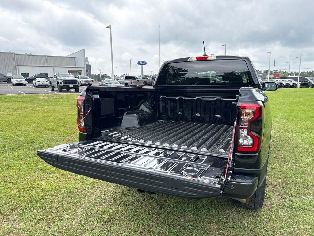 New 2026 Shadow Black Ford XLT image 44