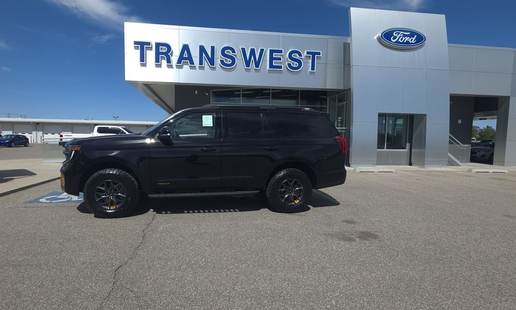 New 2026 Agate Black Metallic Ford Tremor® image 2