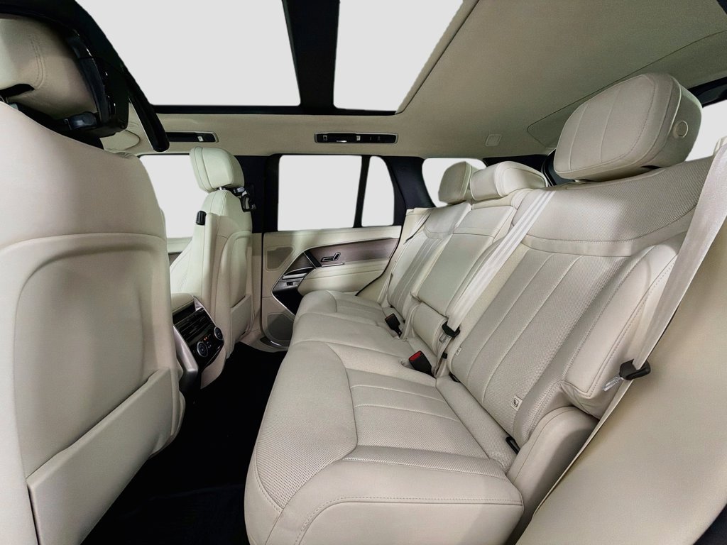 New 2026 Fuji White Land Rover SE image 26