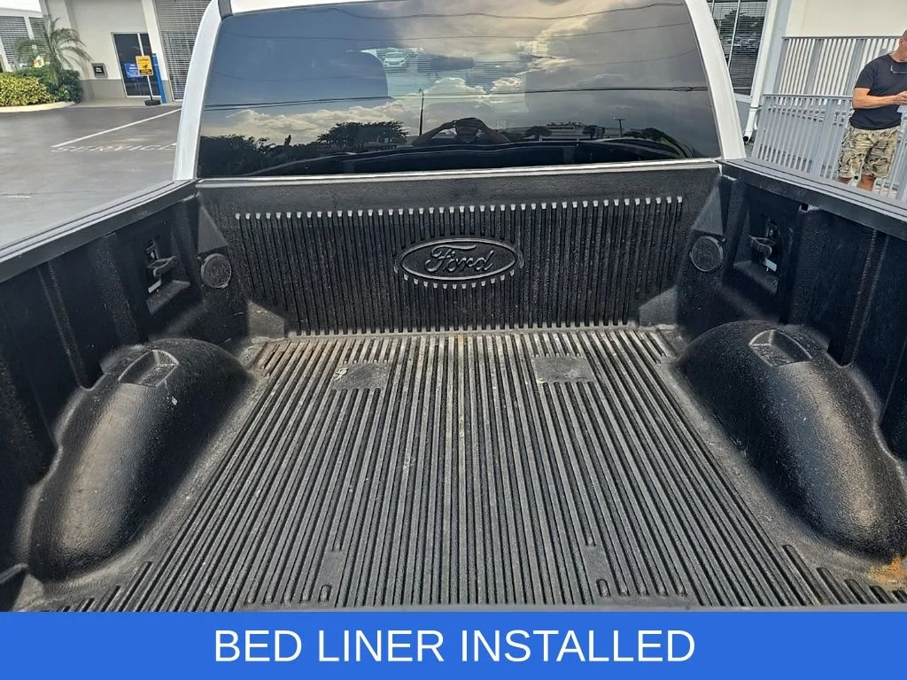 Used 2021 White Ford XLT image 5
