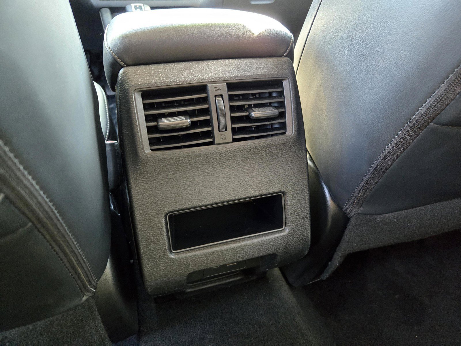Used 2024 Black Mitsubishi  image 11