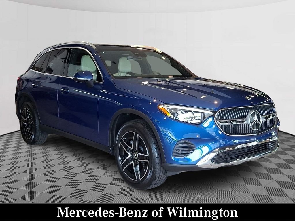 2026 Mercedes-Benz GLC GLC 300 4MATIC's photo