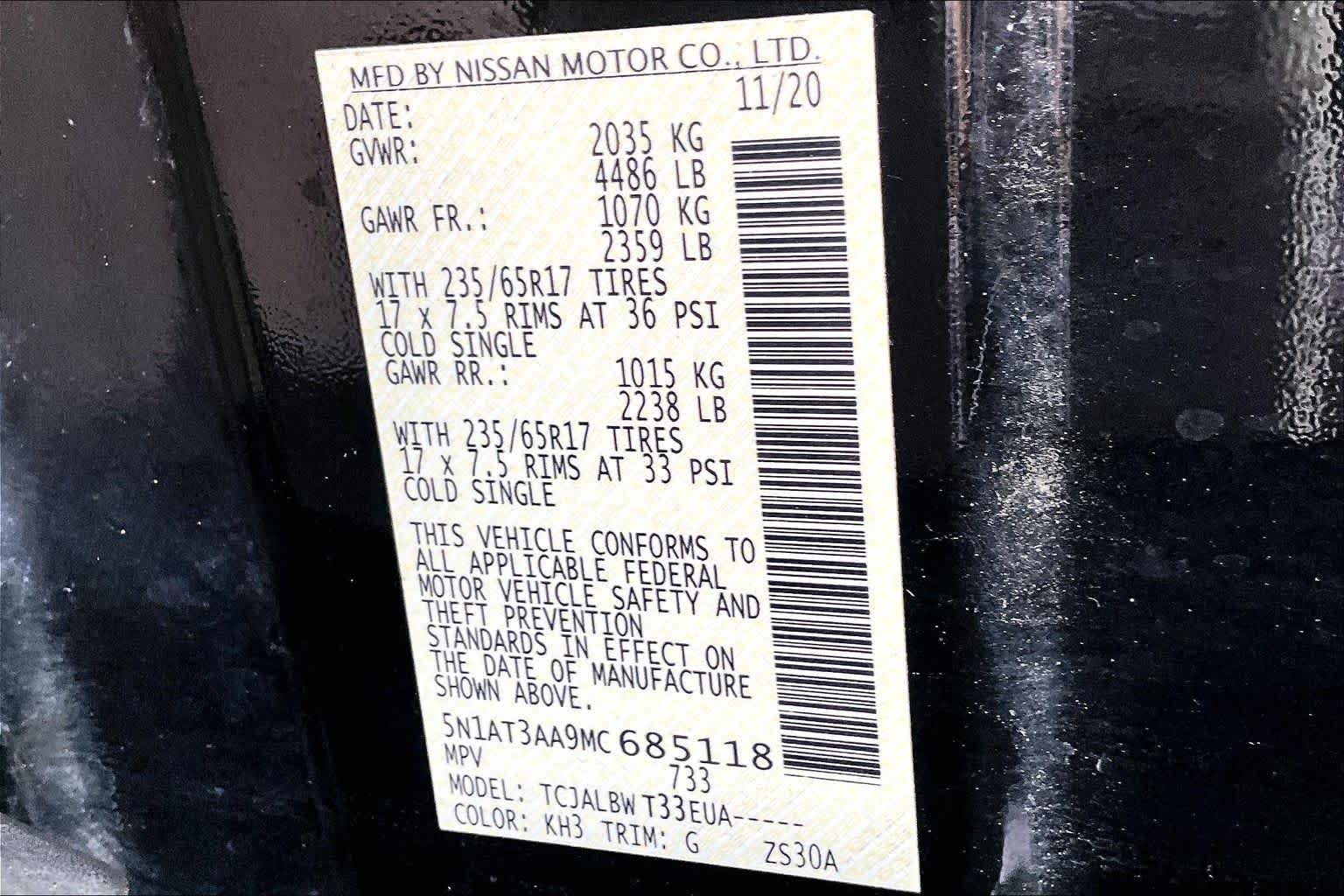 Used 2021 Super Black Nissan S image 31