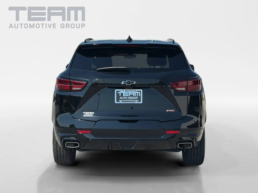 Used 2023 Black Chevrolet RS image 6