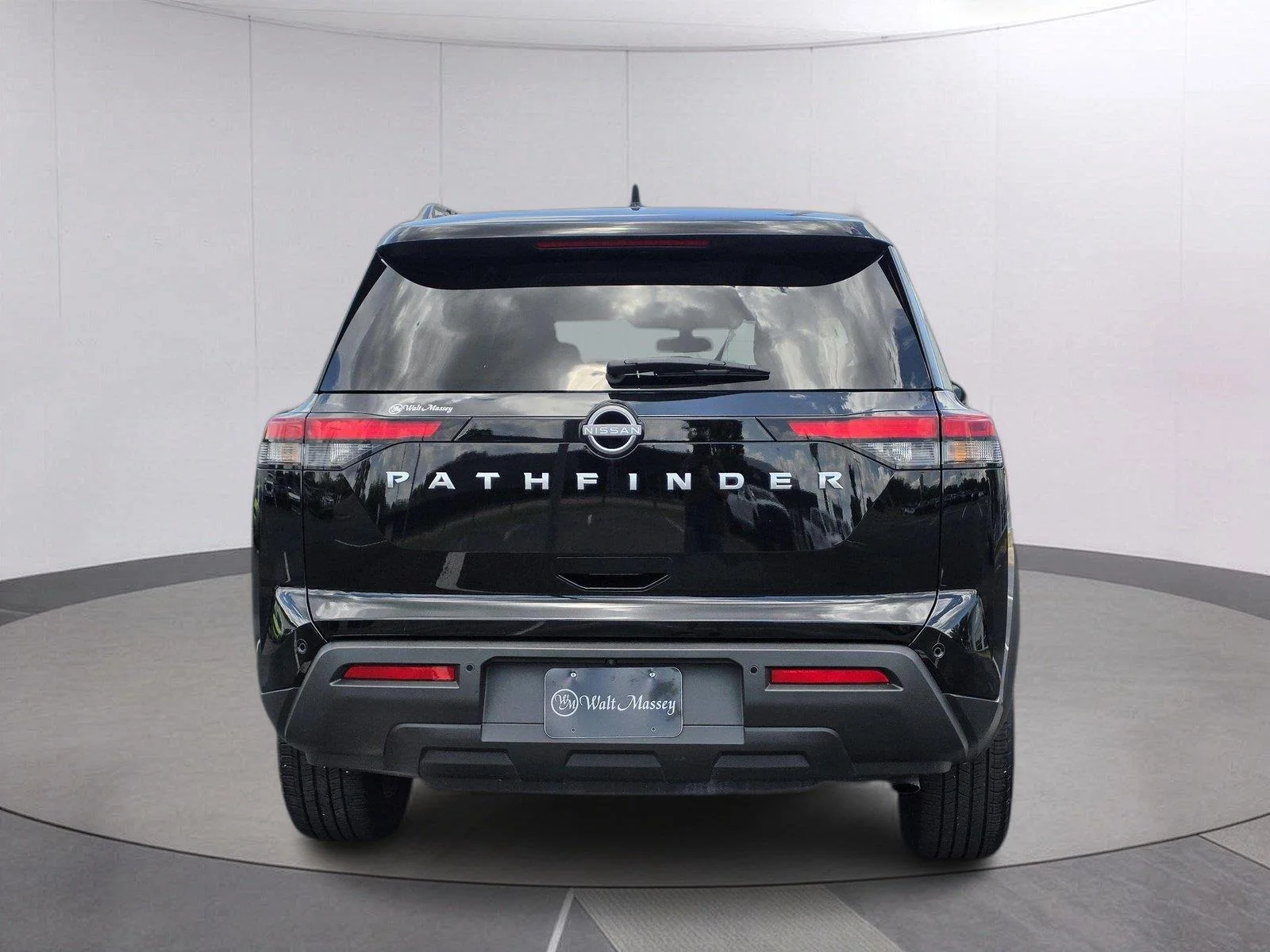 Used 2025 Super Black Nissan SV image 4