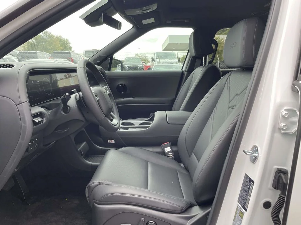 New 2026 White Hyundai XRT Pro image 17