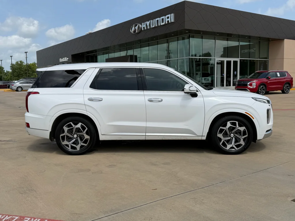 Used 2021 Hyper White Hyundai Calligraphy image 7