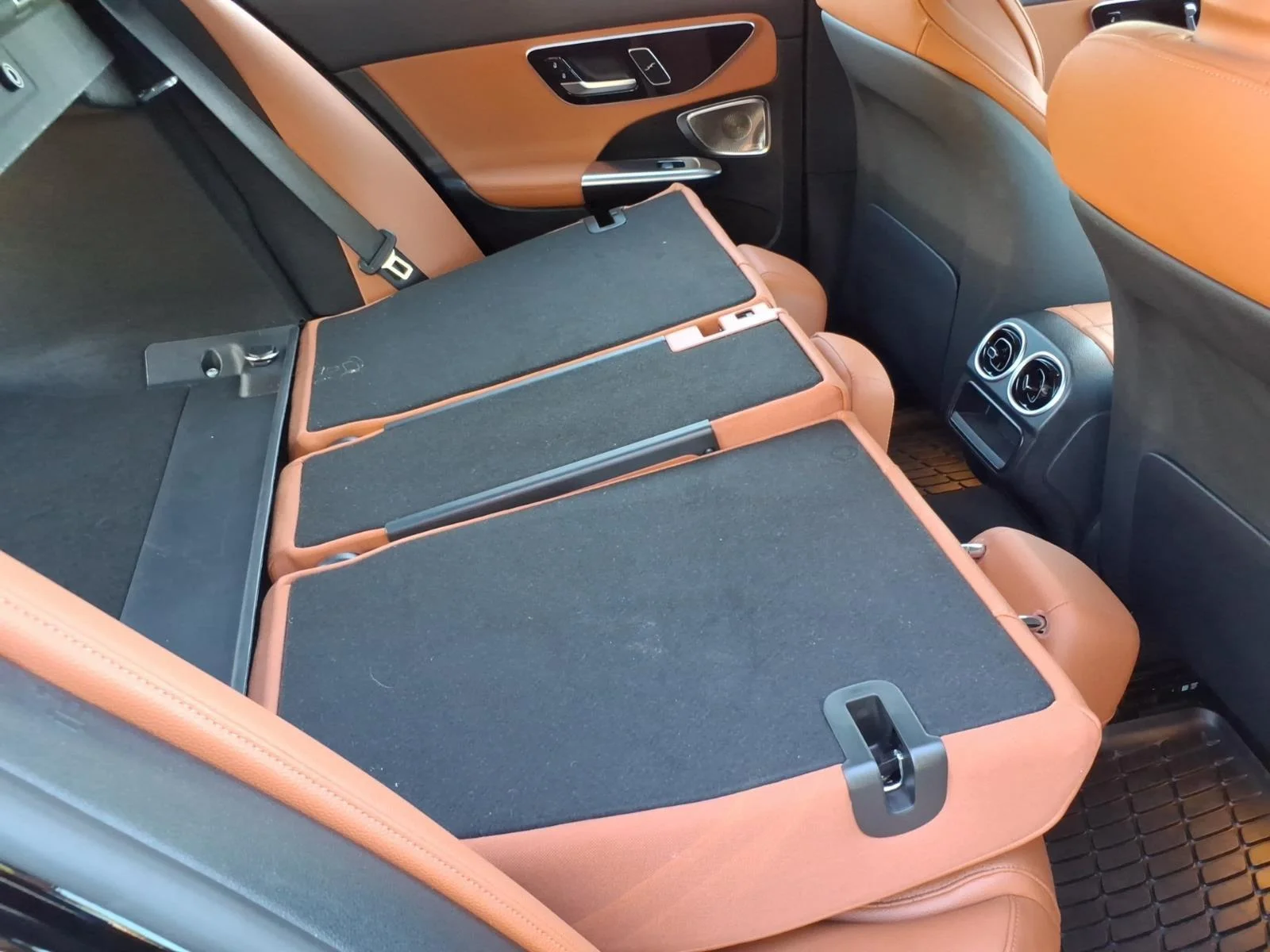Certified Used 2024 Black Mercedes-Benz C 300 image 29
