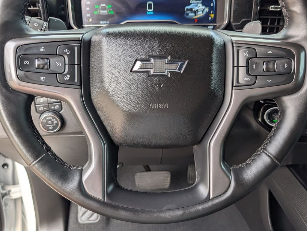 Used 2025 White Chevrolet ZR2 image 5