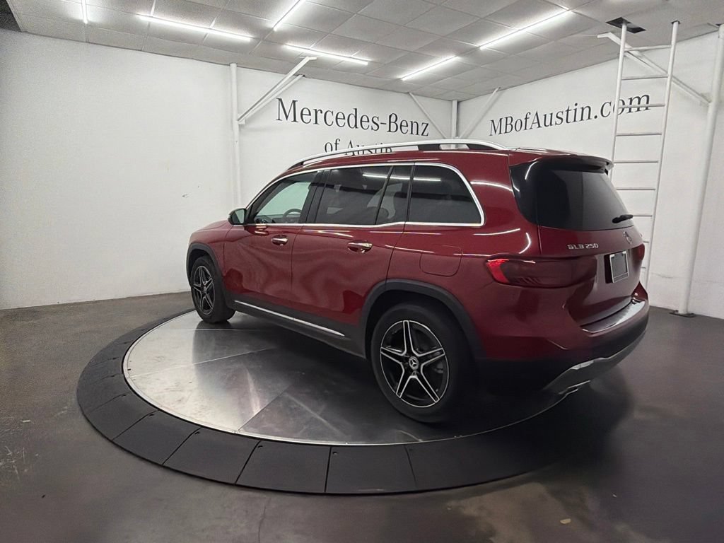 New 2026 MANUFAKTUR Patagonia Red Metallic Mercedes-Benz GLB 250 image 40