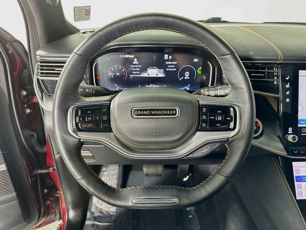 Used 2023 Velvet Jeep Series III image 12