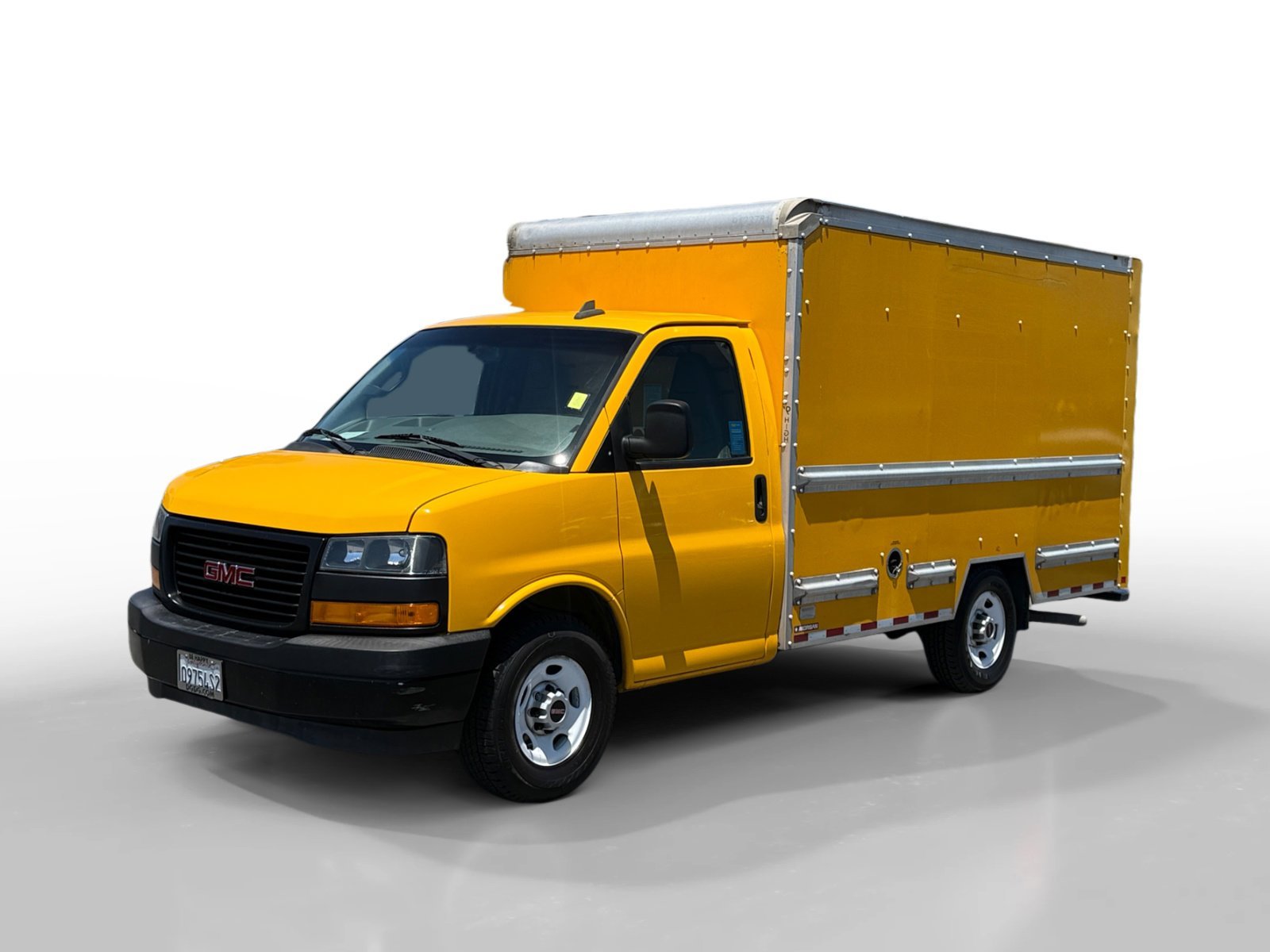 2018 GMC Savana 3500 139" WB's photo