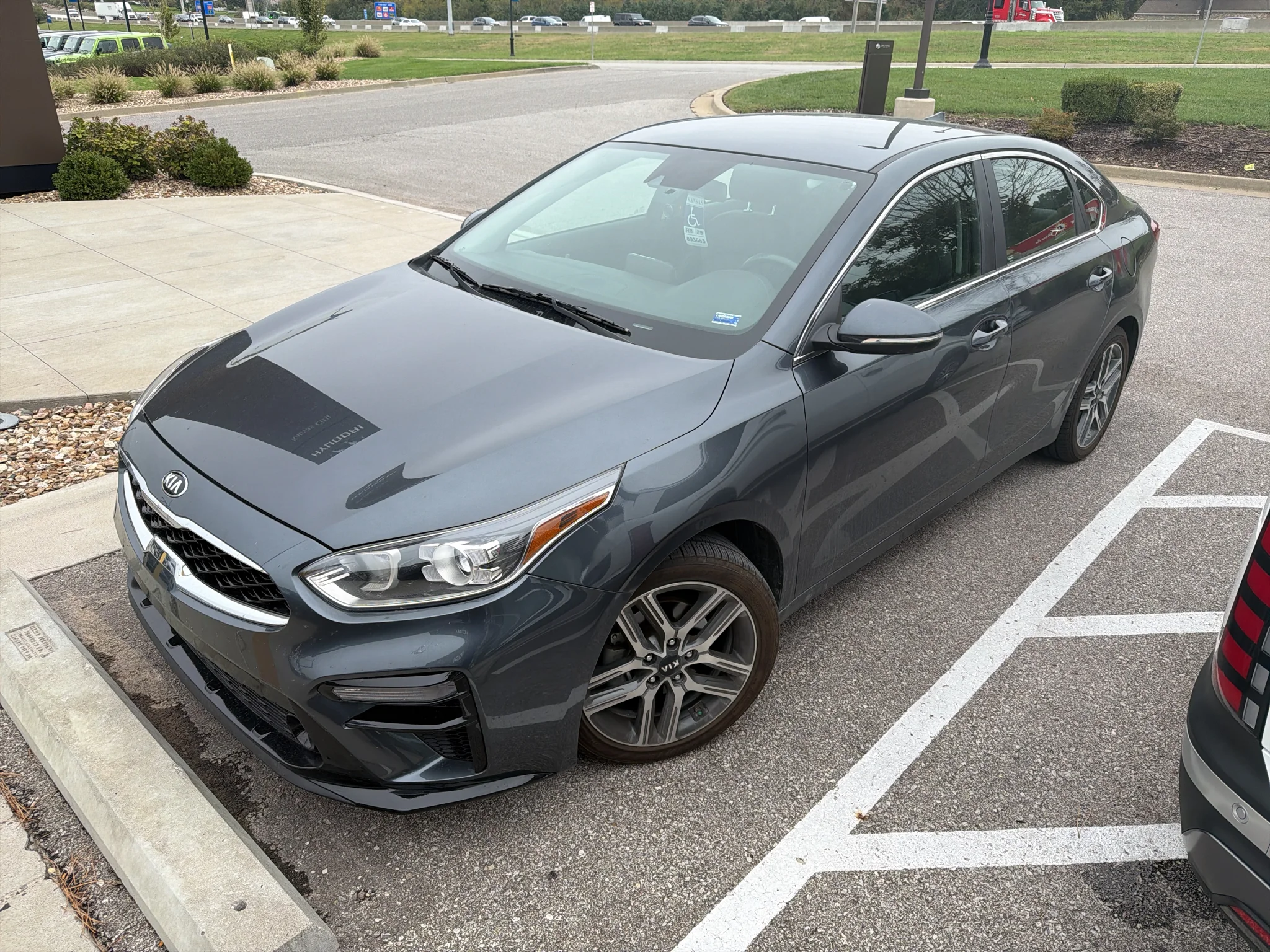 Used 2019 Gravity Grey Kia EX image 1