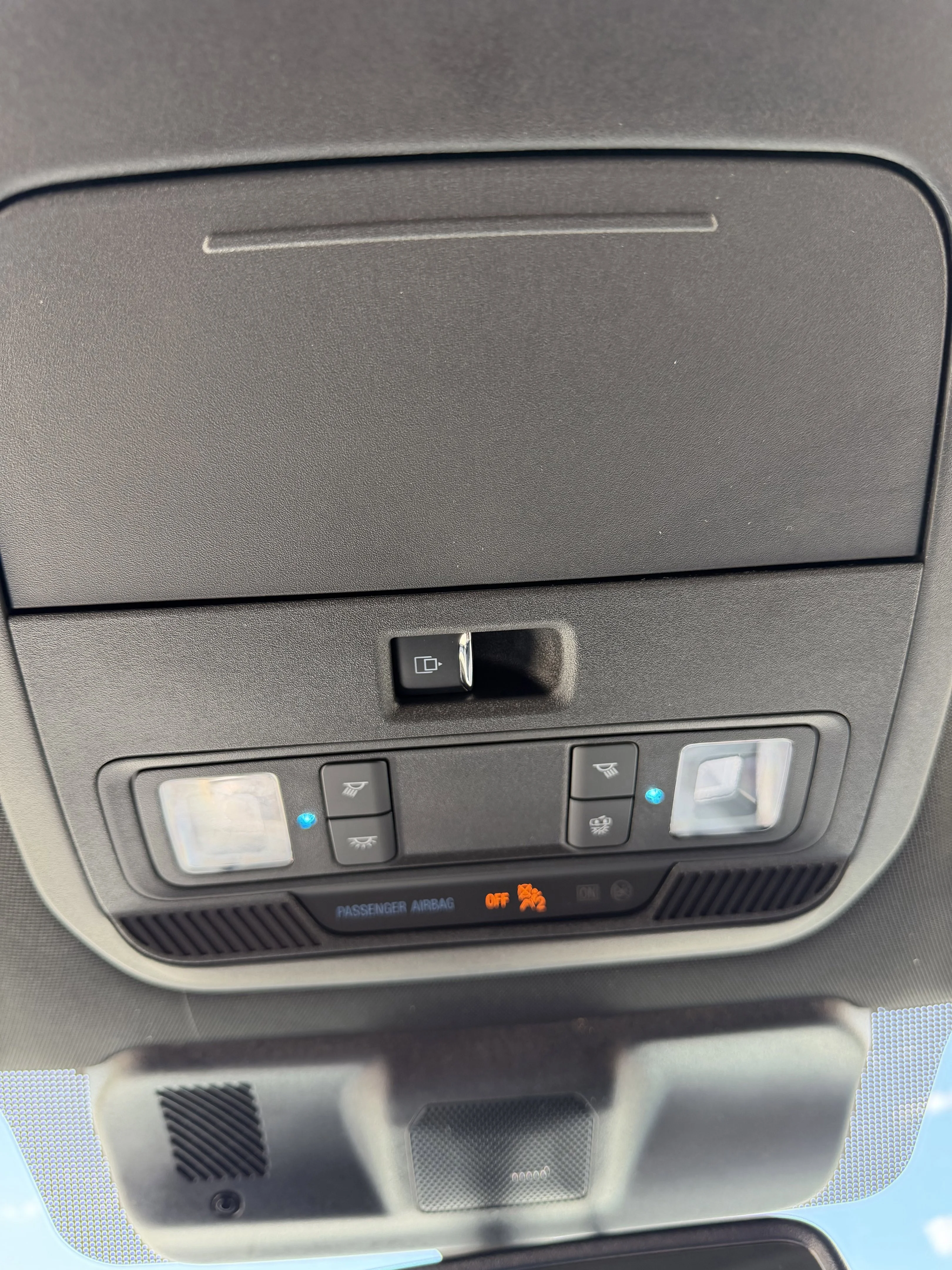 New 2026 Oxford White Ford XLT image 28
