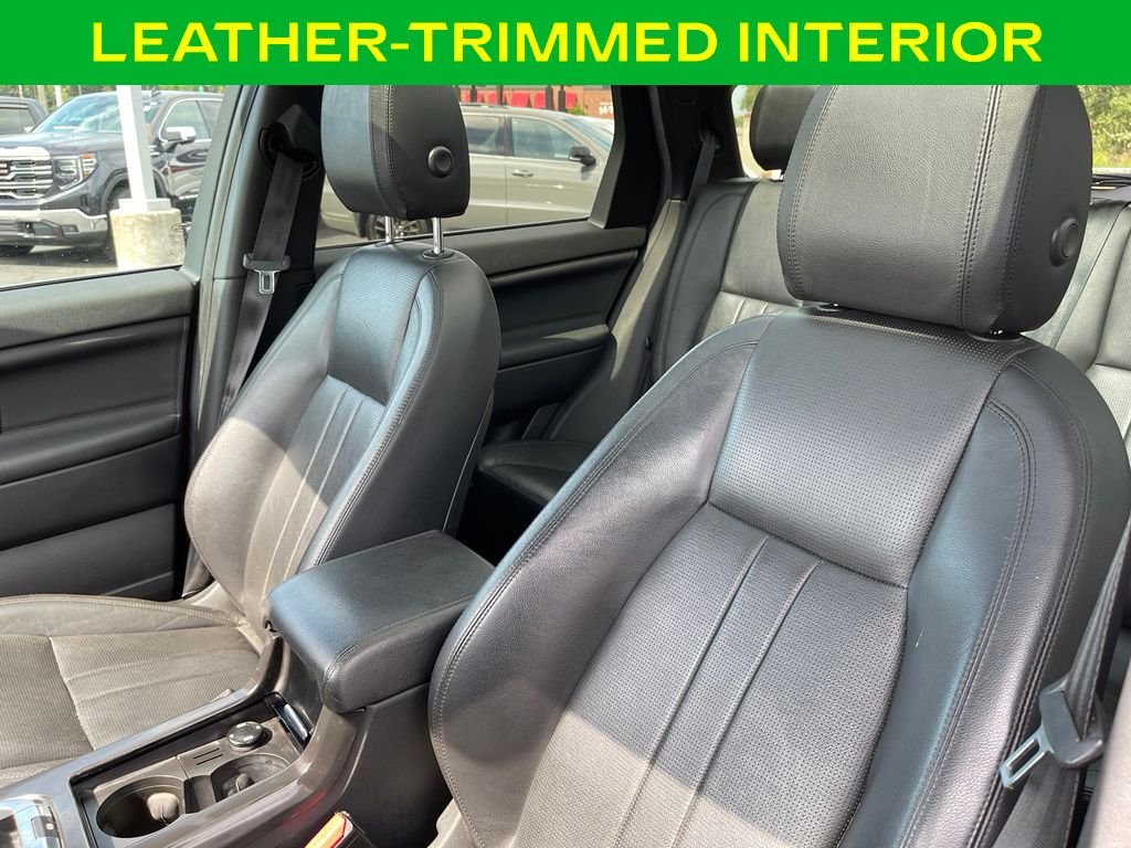 Used 2019 Firenze Red Metallic Land Rover HSE image 14