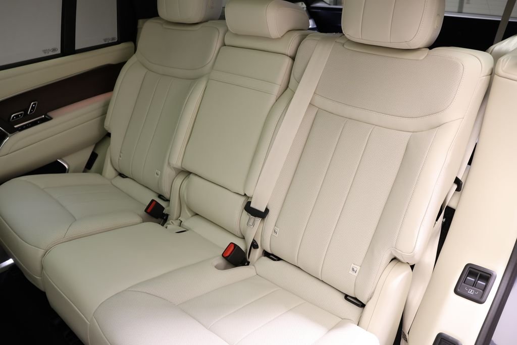 2026 Land Rover Range Rover SE - Photo 36