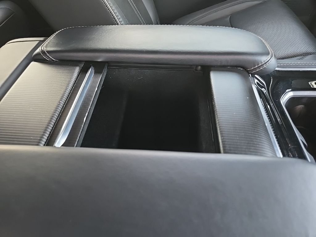 Used 2024 White/off-white Jeep Series II image 103