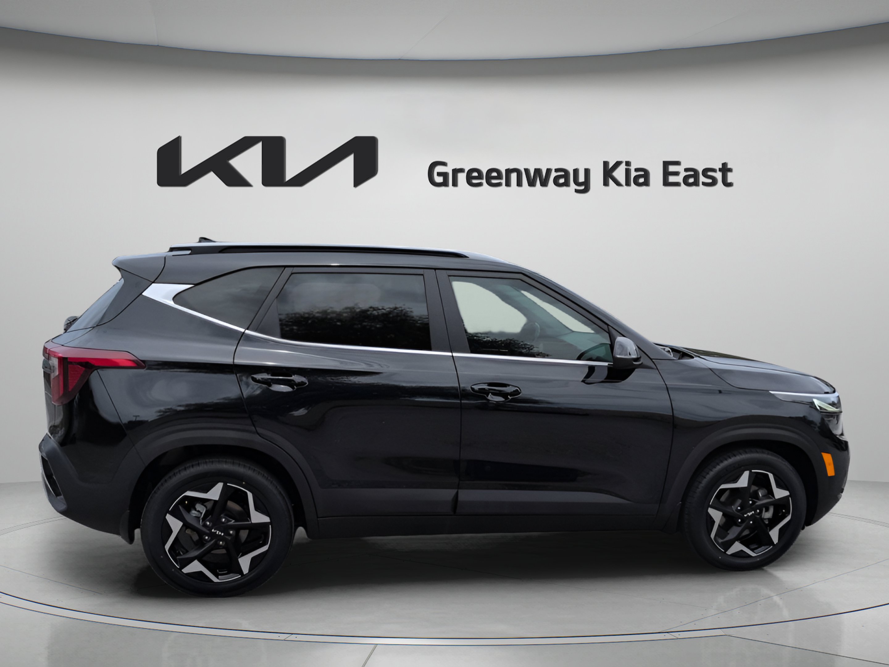 Certified Used 2024 Fusion Black Kia EX image 5