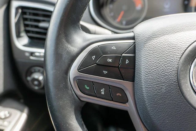 Used 2019 White Jeep Limited image 22