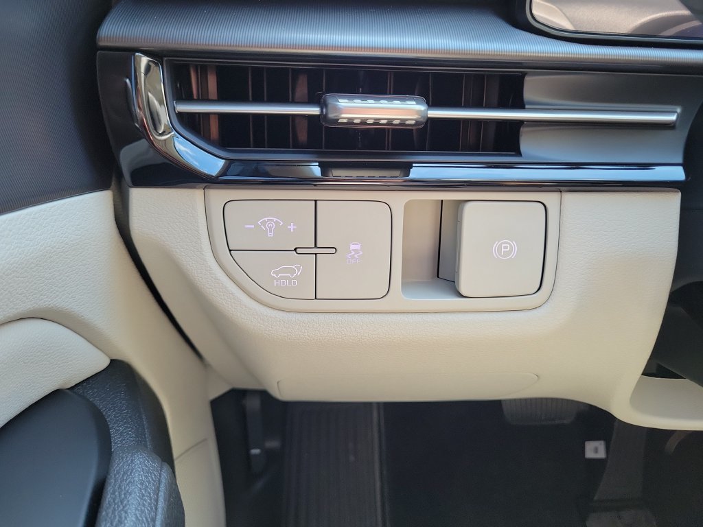 New 2026 Ebony Black Kia EX image 26