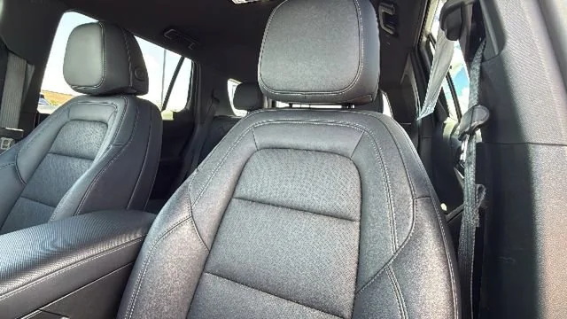 2025 Chevrolet Equinox LT - Photo 11
