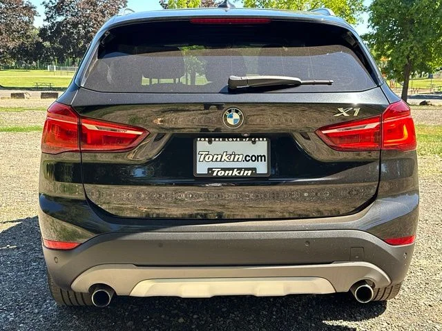 2017 BMW X1 28i - Photo 8