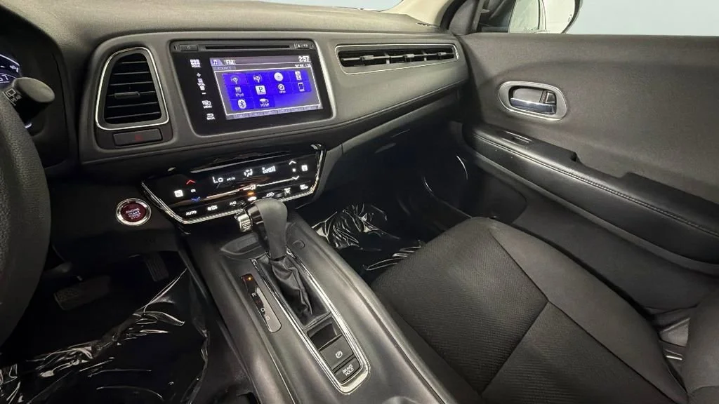 Used 2018 Black Honda EX image 19