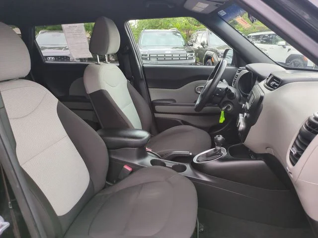 Used 2016 Black Kia Base image 27
