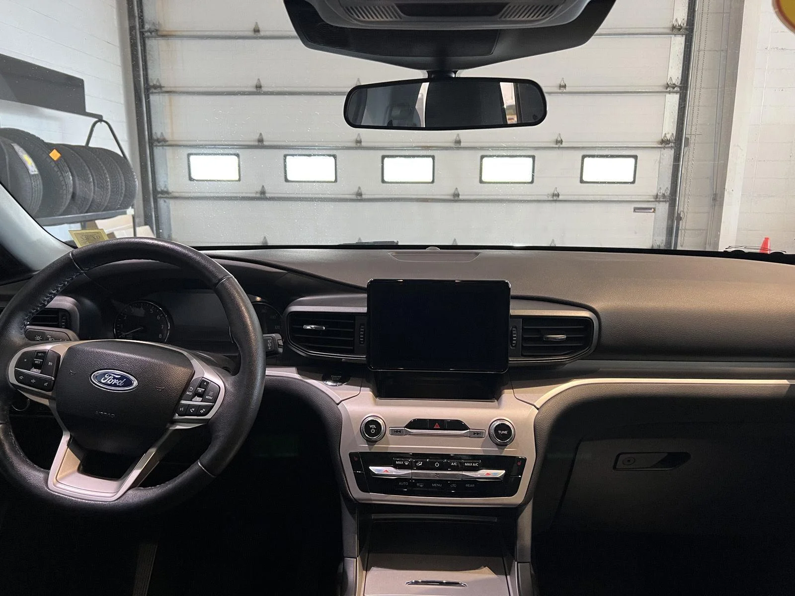 Used 2024 Agate Black Ford XLT image 12