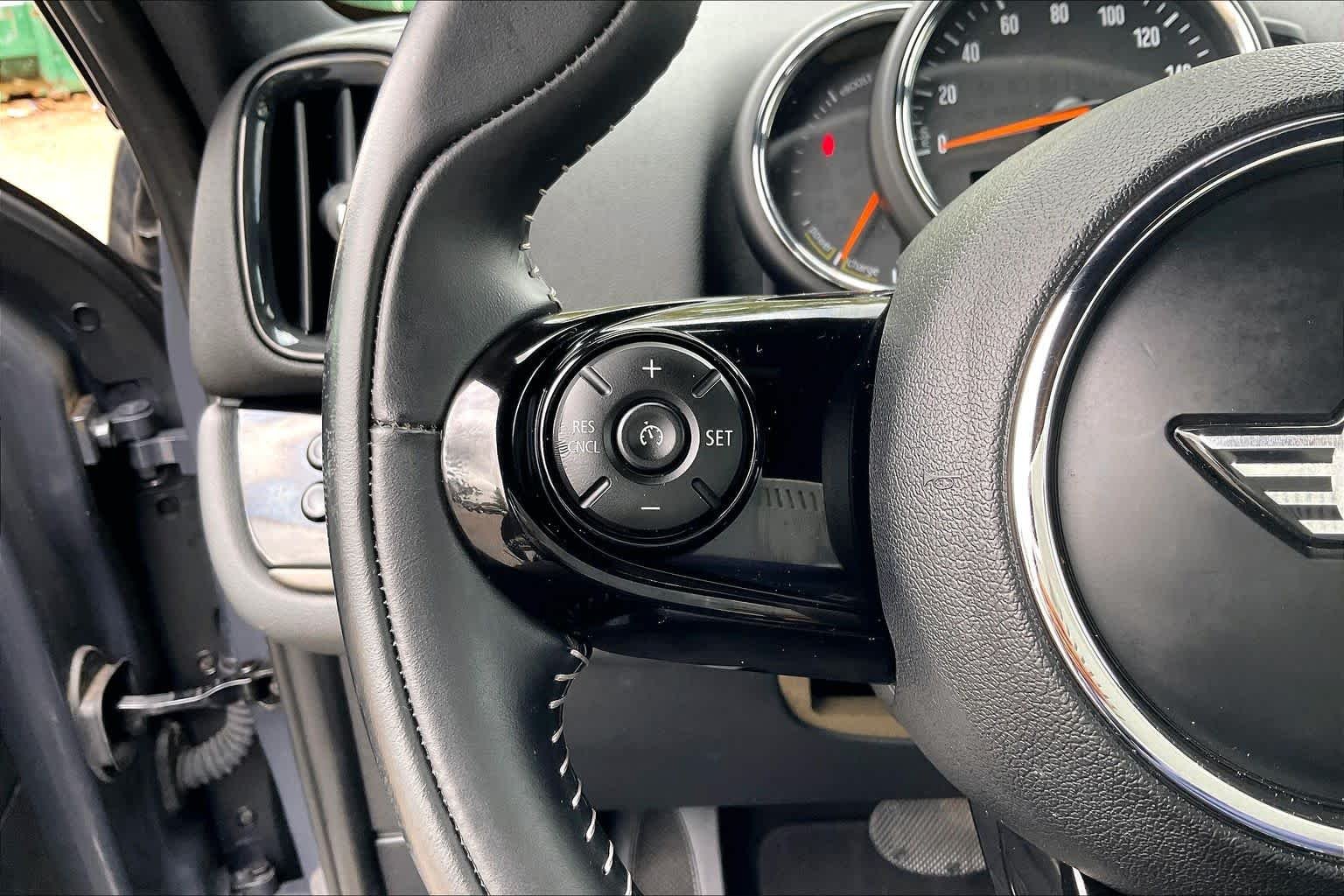 Used 2019 Thunder Gray Metallic MINI Cooper S E image 24