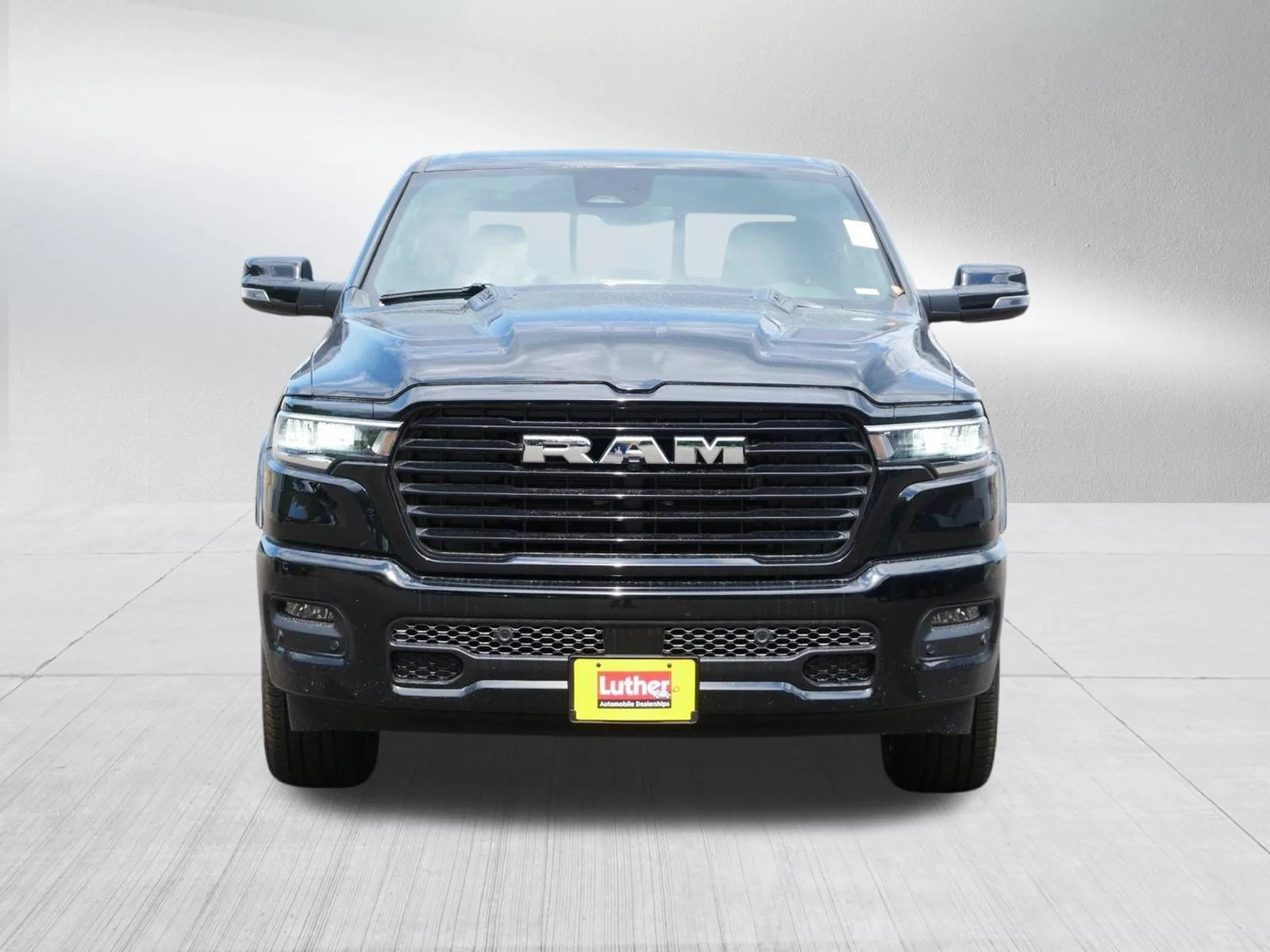 New 2026 Diamond Black Crystal Pearl-Coat Exterior Paint RAM Big Horn image 2