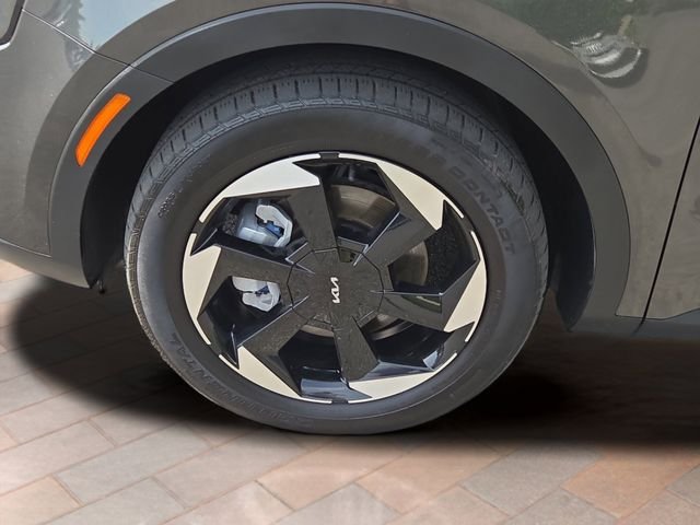 Used 2025 Gray Kia EX image 26
