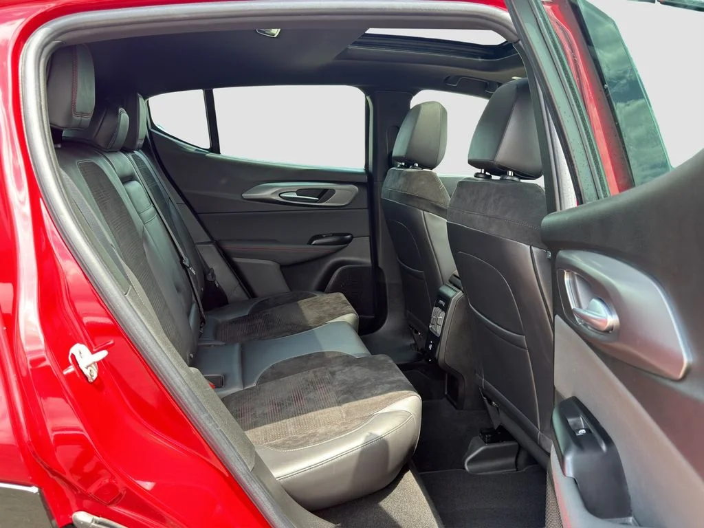 Used 2024 Red Alfa Romeo Veloce image 19