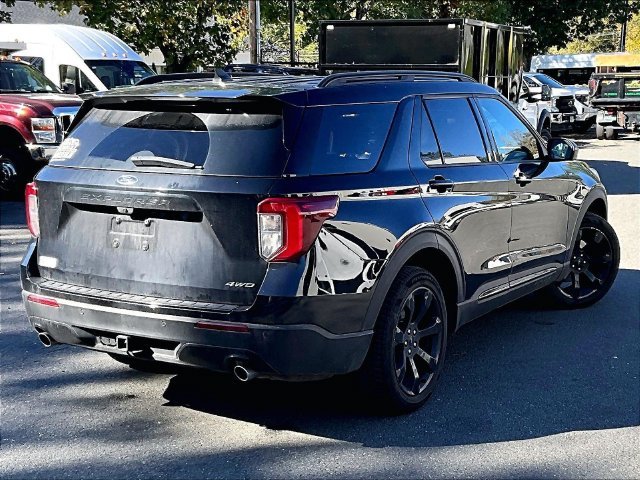 Used 2023 Black Metallic Ford ST-Line image 4