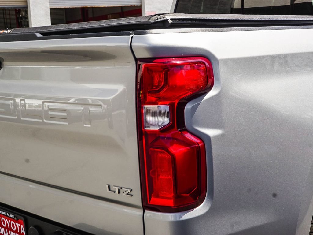 Used 2022 Silver Chevrolet LTZ image 7