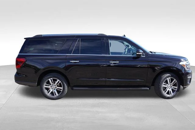Used 2024 Black Ford Limited image 3
