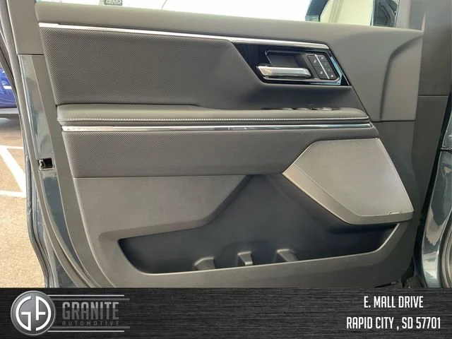 2025 GMC Sierra EV Denali - Photo 20