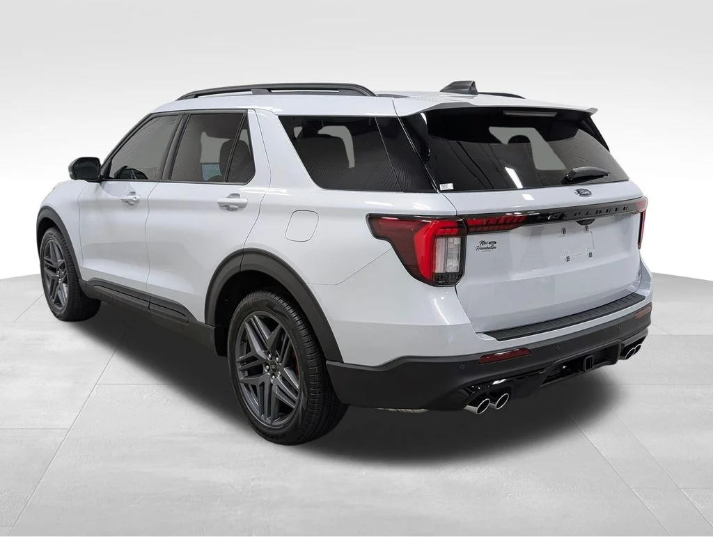 New 2026 Space White Metallic Ford ST image 24
