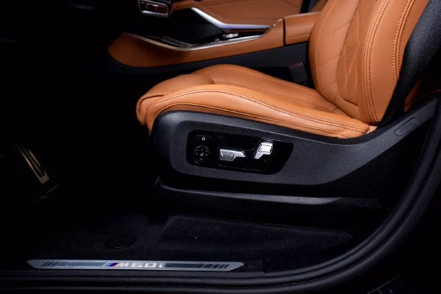 Used 2024 Carbon Black Metallic BMW M60i image 23