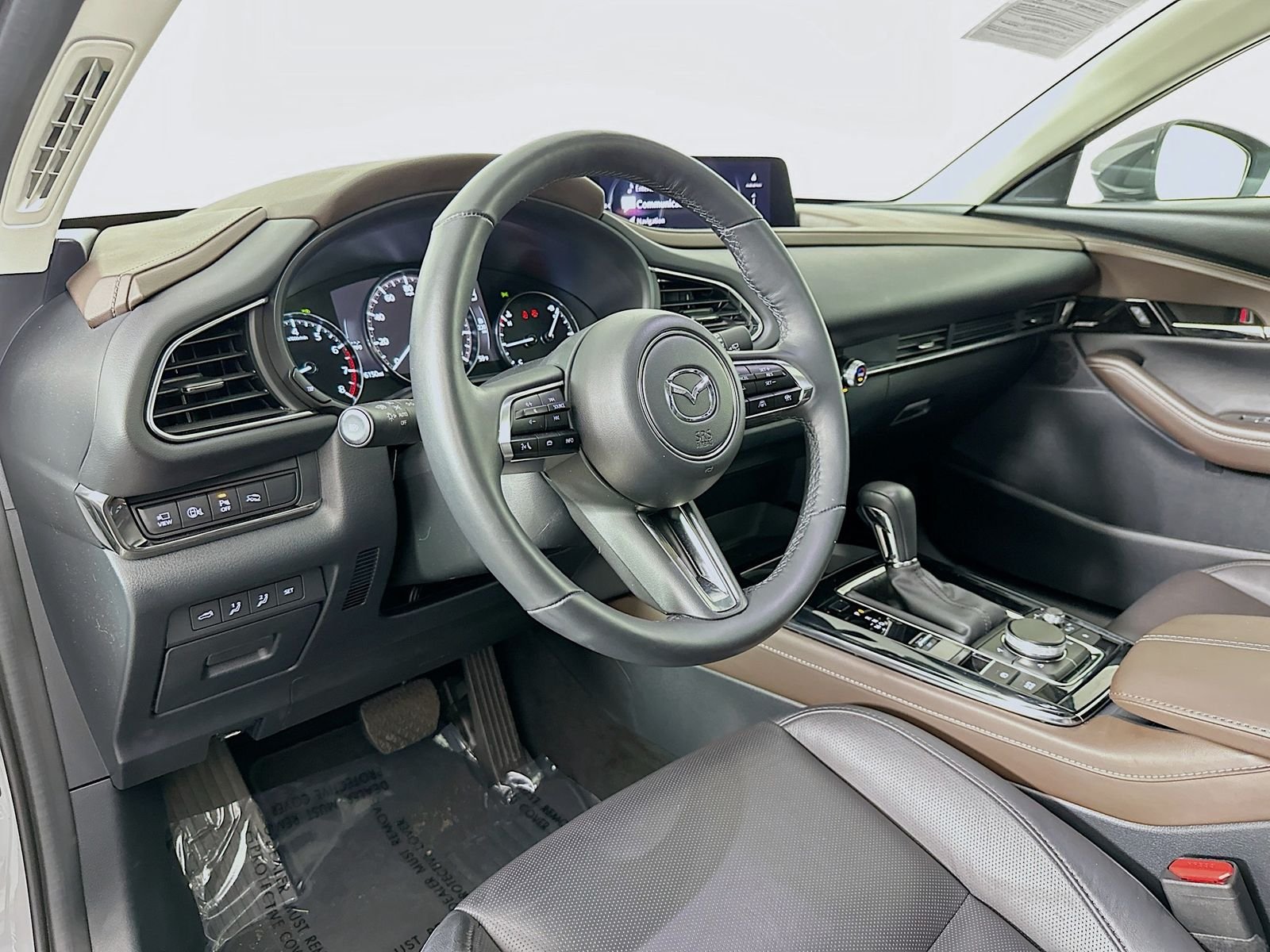 Certified Used 2025 Gray Metallic Mazda 2.5 Turbo Premium Plus Package w/Premium Plus Package image 9