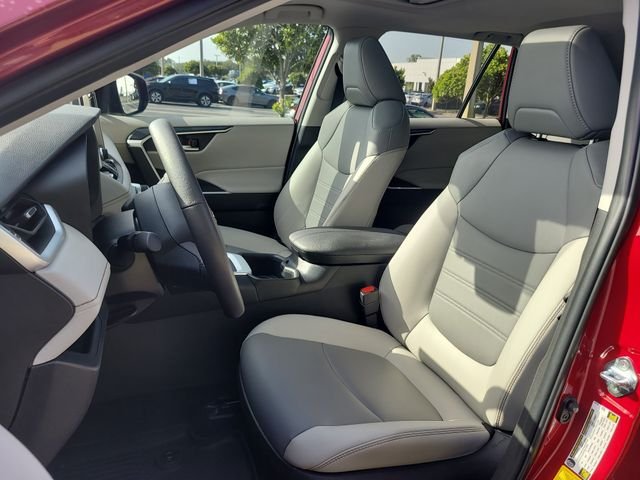 Used 2025 Red Toyota XLE Premium image 18