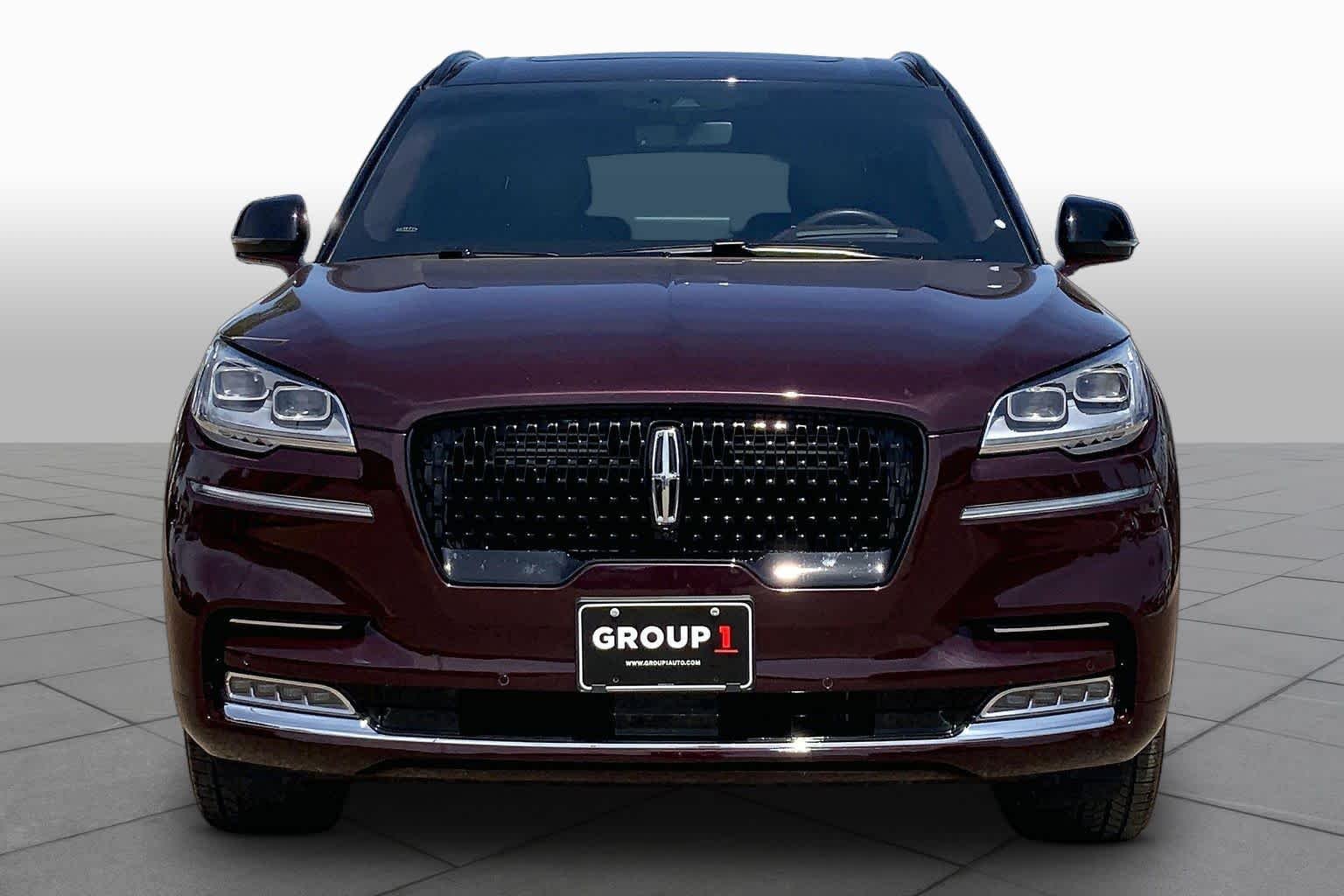 Used 2023 Diamond Red Lincoln Black Label image 4
