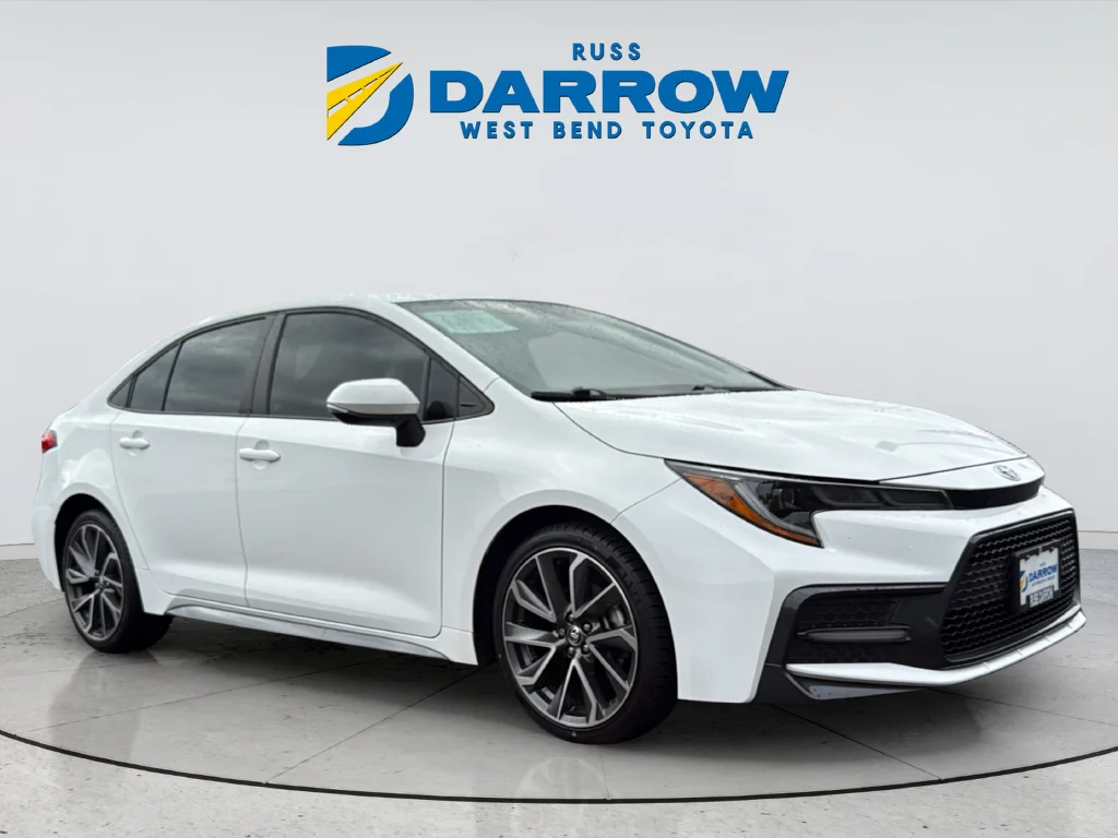 Used 2021 White Toyota SE image 13