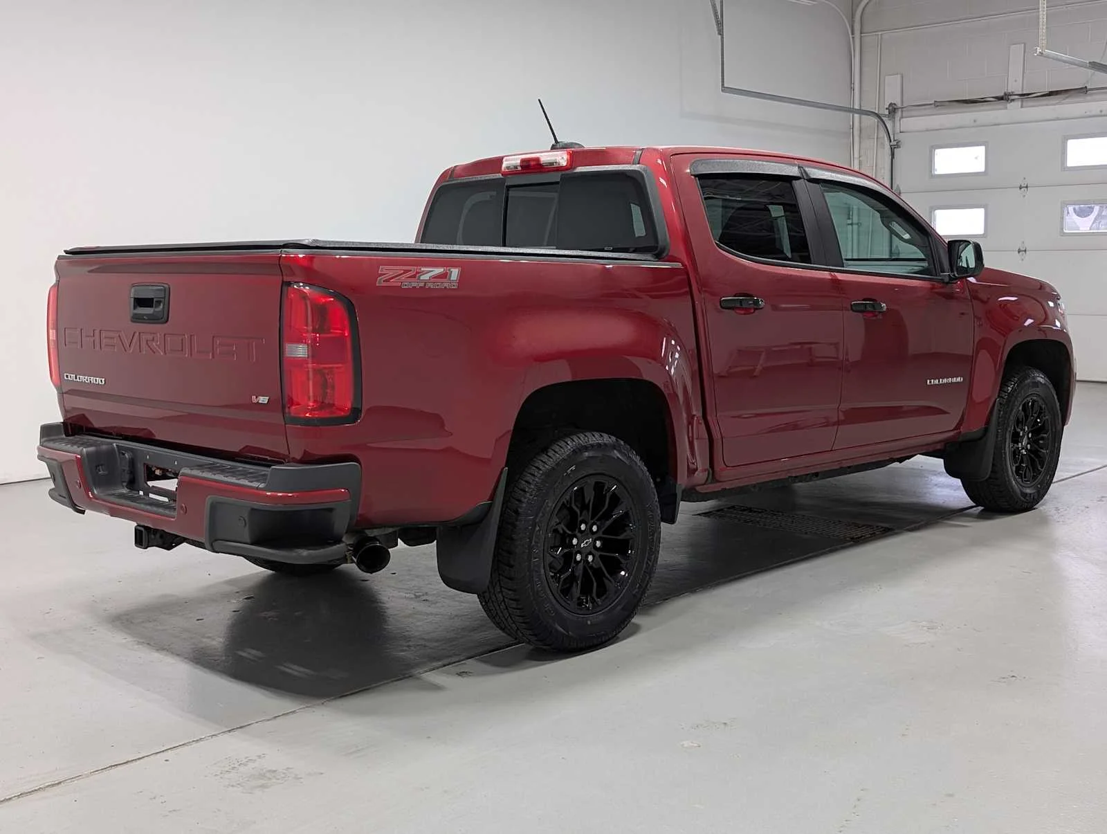 Used 2021 Cherry Red Tintcoat Chevrolet 4WD Z71 image 8
