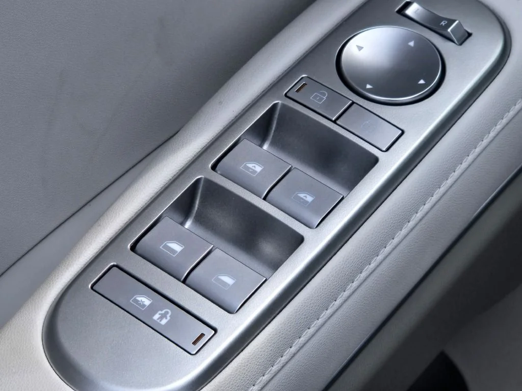 New 2026 Gray Pearl Hyundai SEL image 21