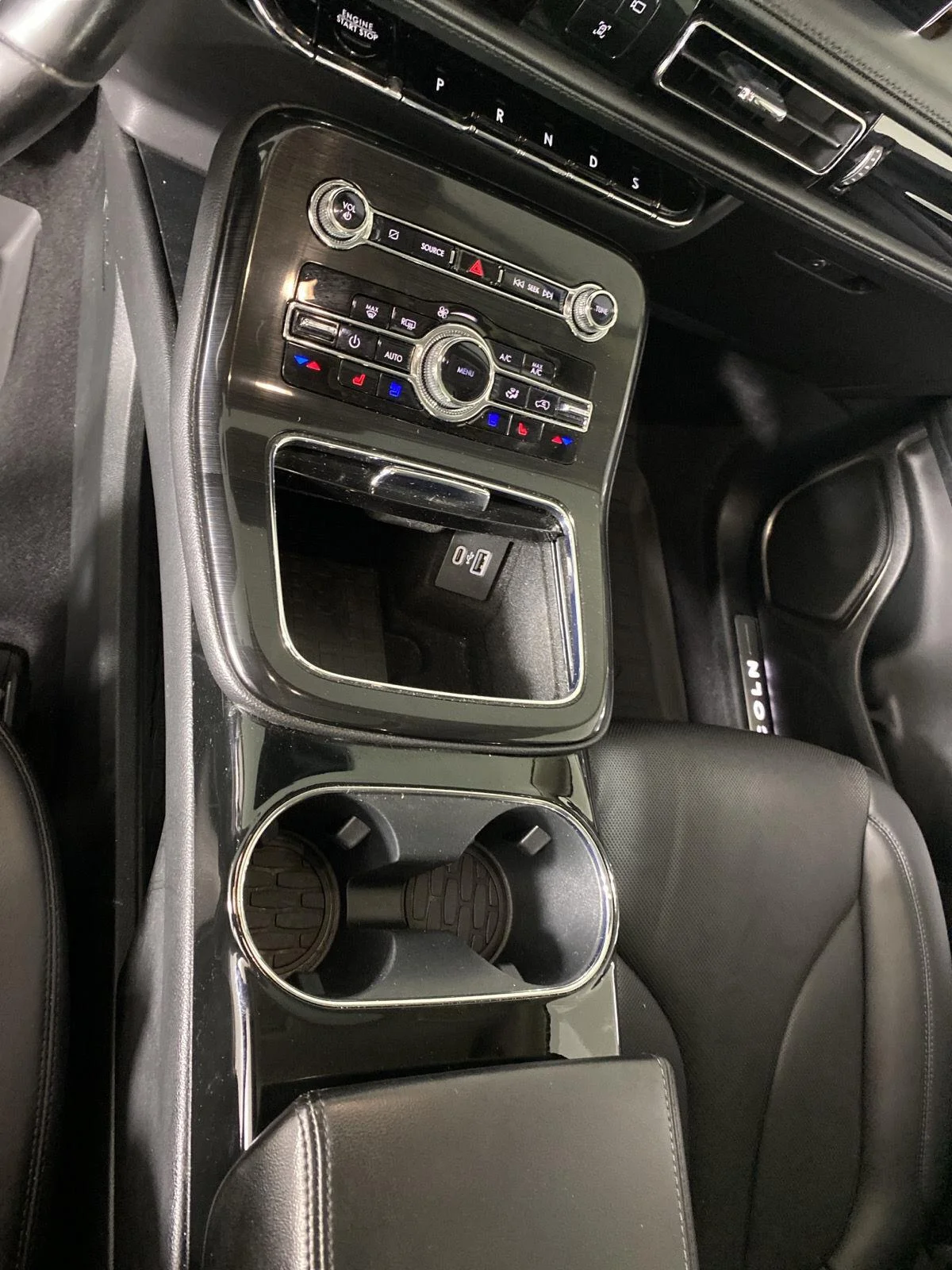 Used 2023 Infinite Black Lincoln Reserve image 26