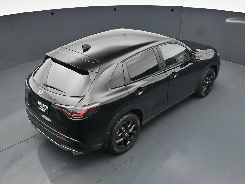 Used 2024  Honda FWD SPORT image 39