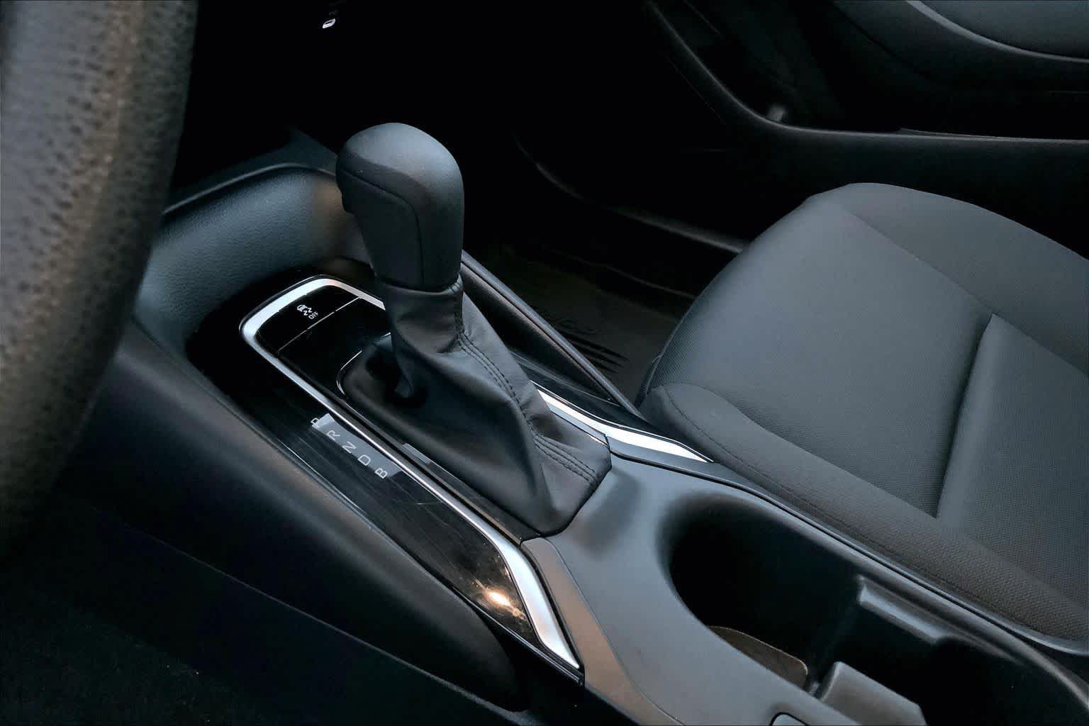 Used 2025 Underground Toyota LE image 16