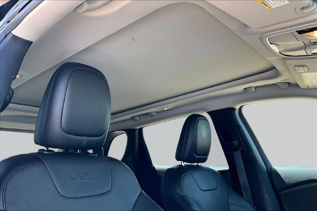 Used 2019 Black Jeep Limited image 17